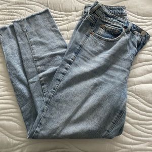 Garage mom jeans size 7